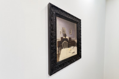 Wnętrze z młodą kobietą przy fortepianie - Vilhelm Hammershoi