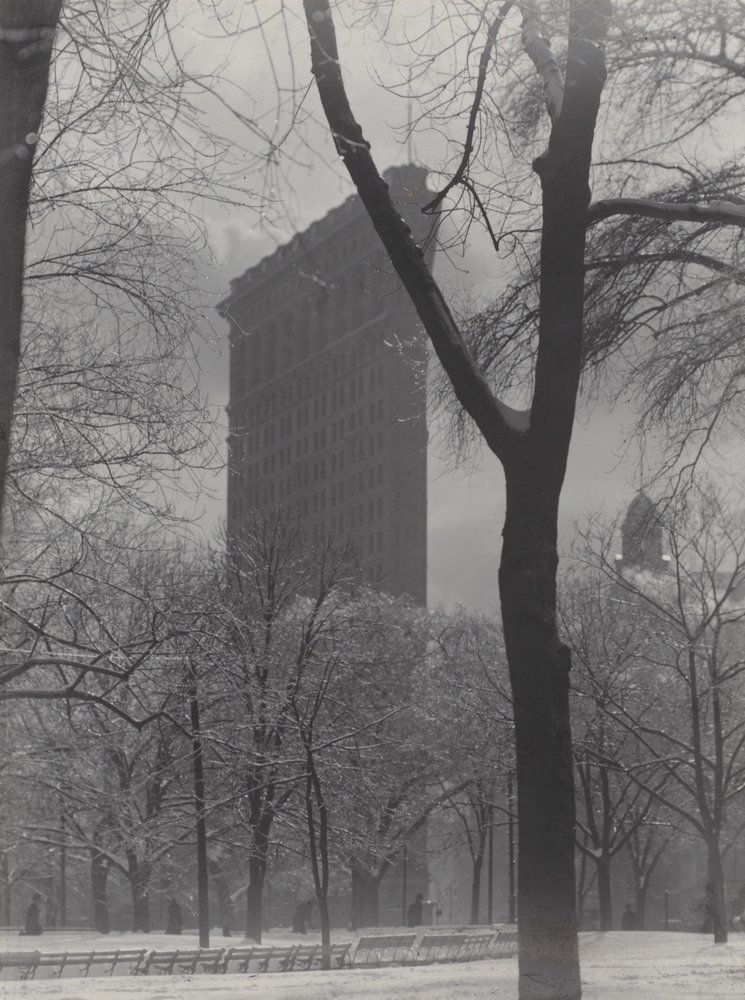 Flatiron autorstwa Alfred Stieglitz