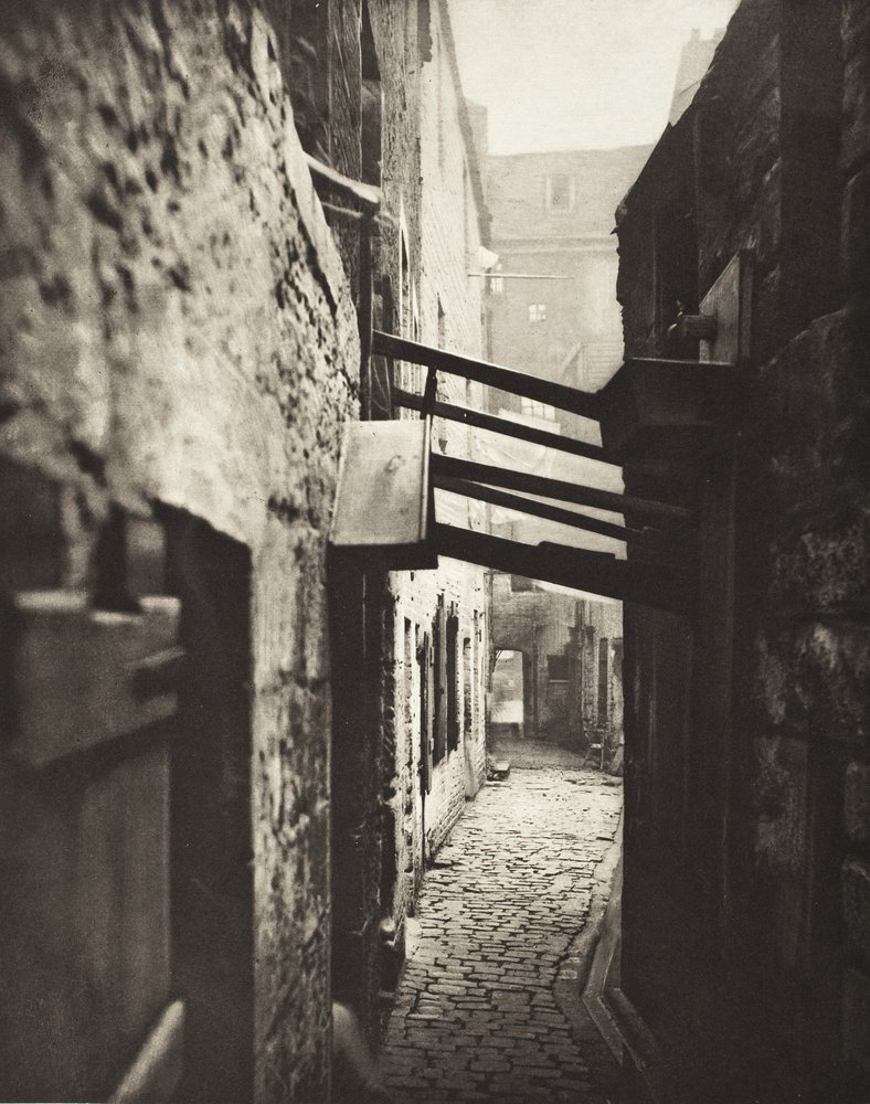 Zaułek nr 83, High Street (nr 10) autorstwa Thomas Annan
