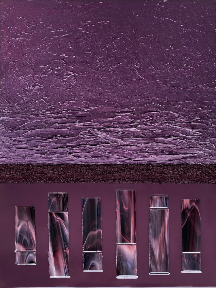 Fioletowe walce z fakturą autorstwa Alyson Storms