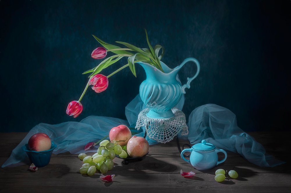 Eleganckie tulipany i owoce autorstwa Lydia Jacobs