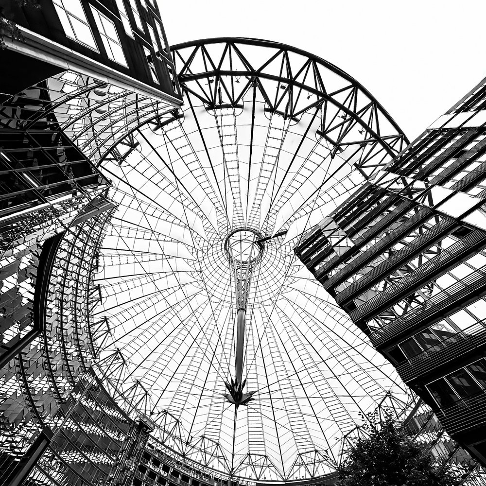 Nowoczesna architektura szklanych dachów autorstwa Shanrui Ren