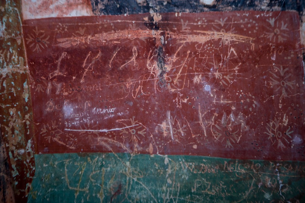 Detal graffiti, kościół św. Roka, Draguc, Chorwacja autorstwa Unknown