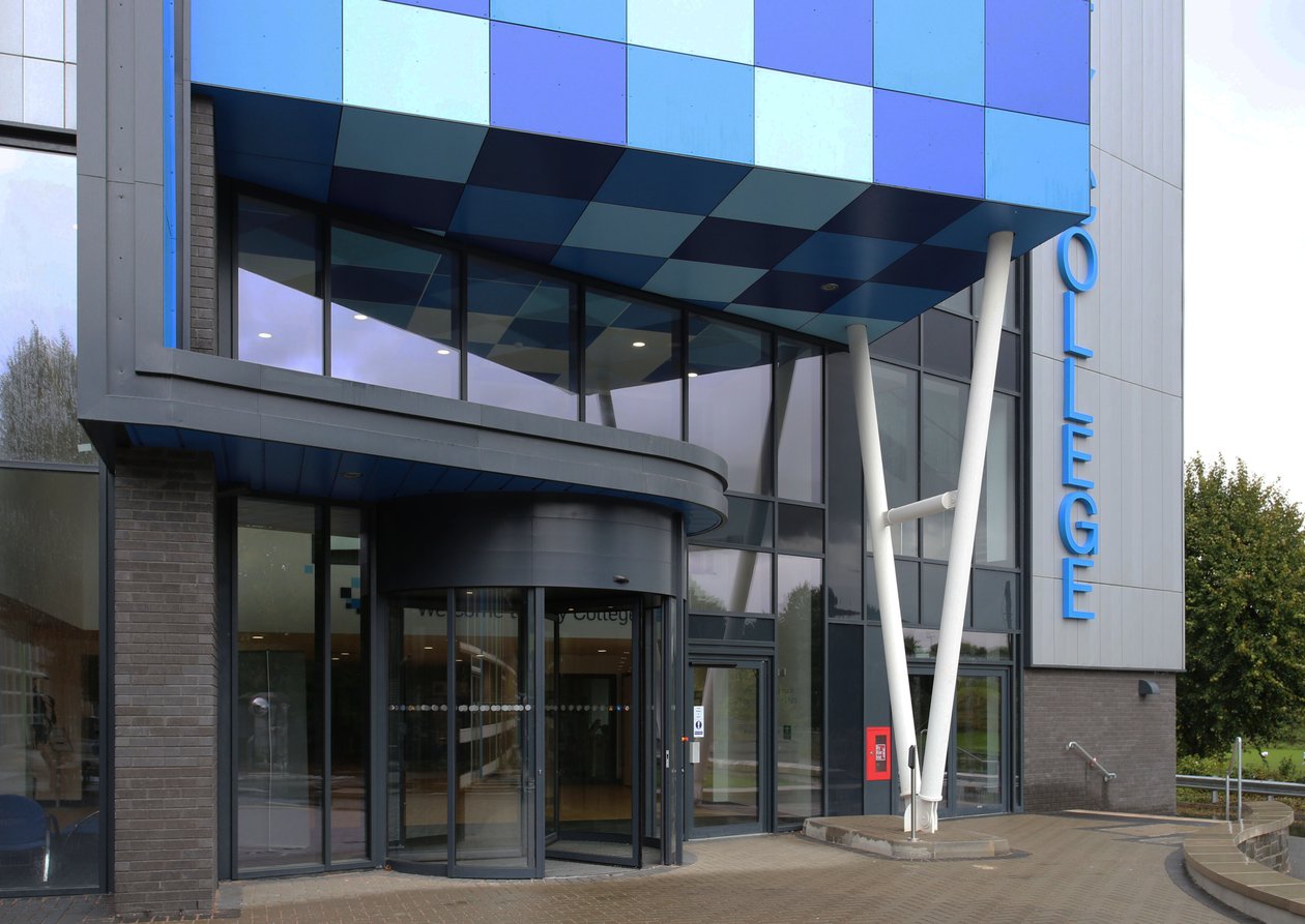 Centrum STEM Plymouth City College od Kings Road autorstwa Unbekannt Unbekannt