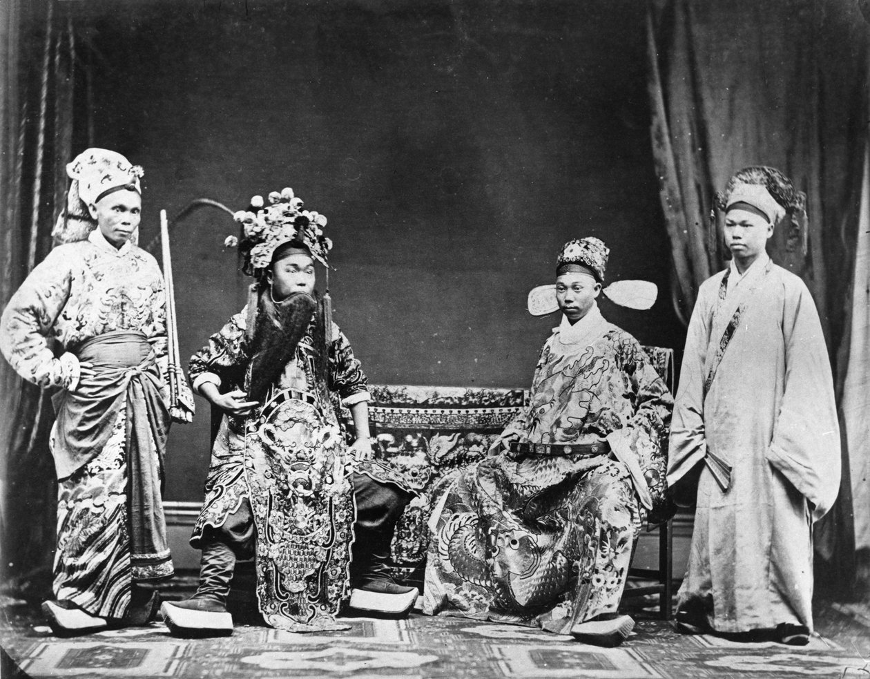 Chińscy aktorzy, 1878 autorstwa English Photographer