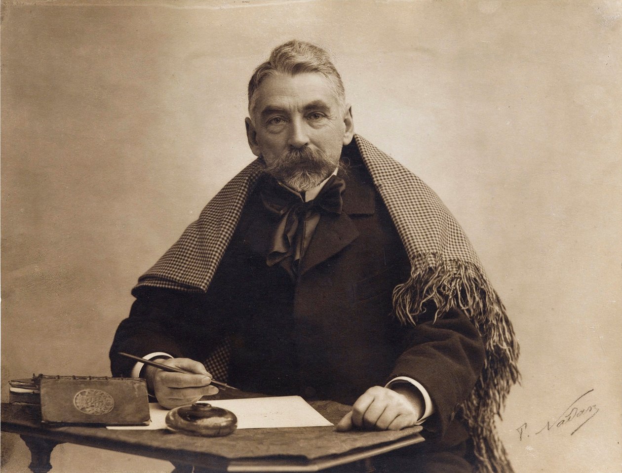 Portret Stephane Mallarme (1842-1898), autorstwa Nadara, Gaspard-Felix (1820-1910). Zdjęcie albuminy autorstwa Nadar