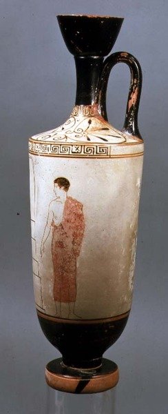 Attycki biały lekythos ozdobiony młodzieńcem ubranym w szary himation, z Laurium, Attyka, ok. 450-425 pne (ceramika) (odwrotnie patrz 104791) autorstwa Achilles Painter