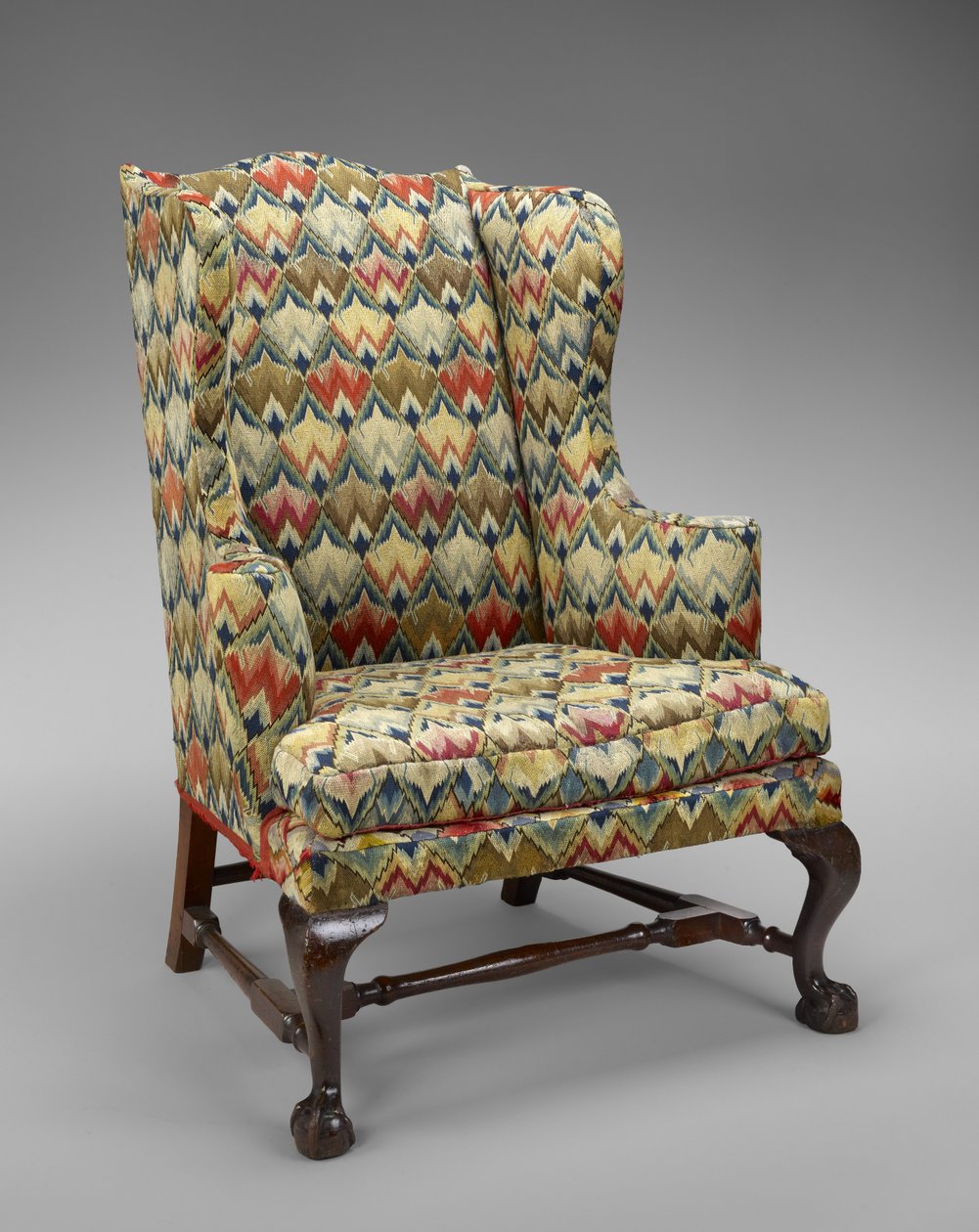 Krzesło Easy Chair, 1750-1800 (mahoń; klon, biała sosna i oryginalne hafty wełniane na płótnie lnianym) autorstwa American School