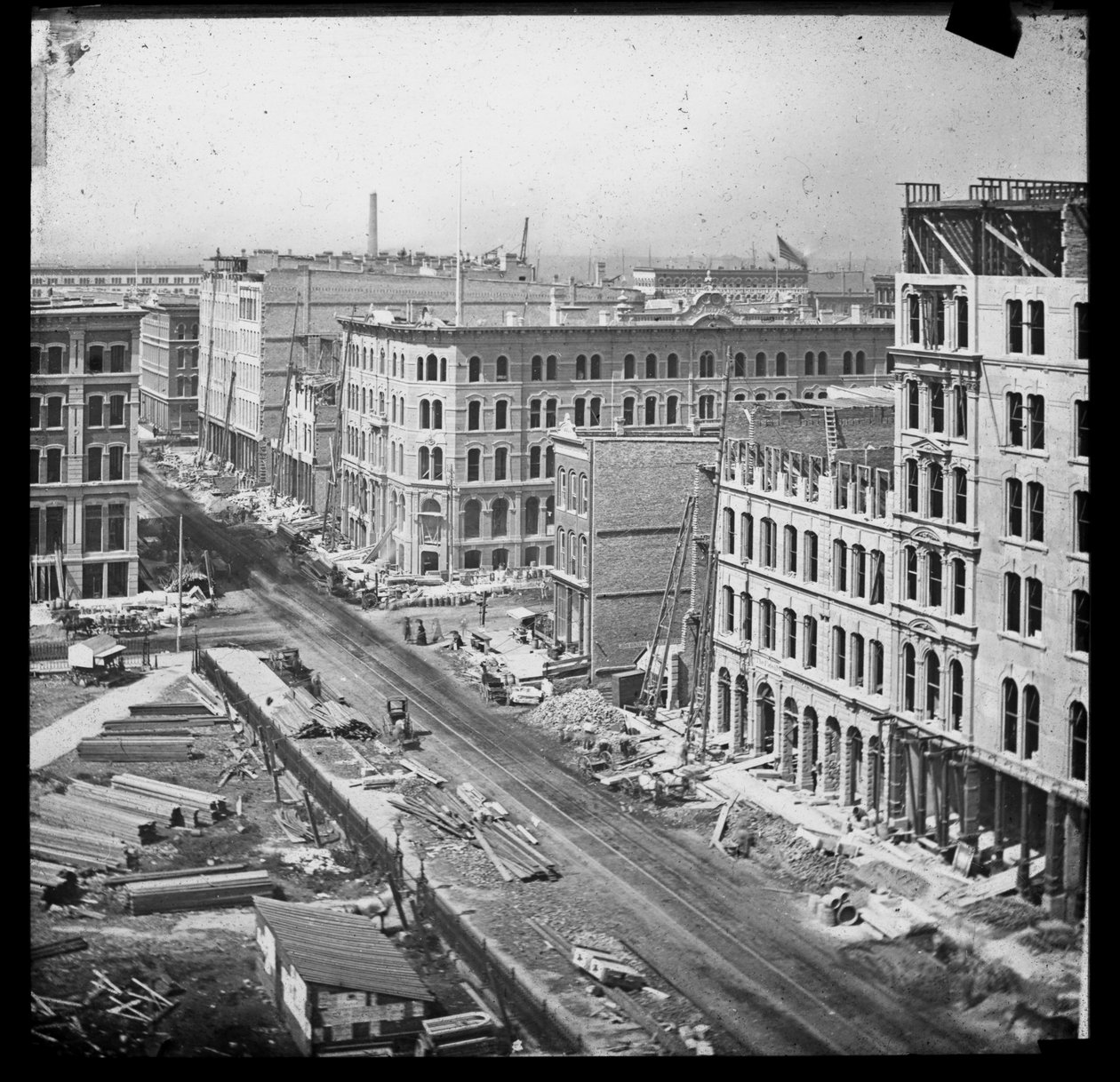 Widok na Randolph Street, na zachód od gmachu sądu, po pożarze Chicago w 1871, 1871 autorstwa American School