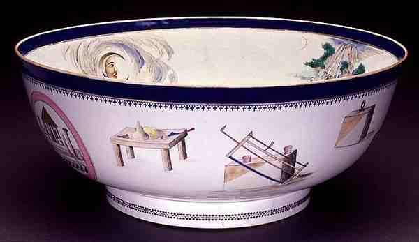 Famille Rose Export Masonic Bowl, okres Qianlong, 1736-95 (porcelana) (patrz także 133044 i 133045) autorstwa Chinese School