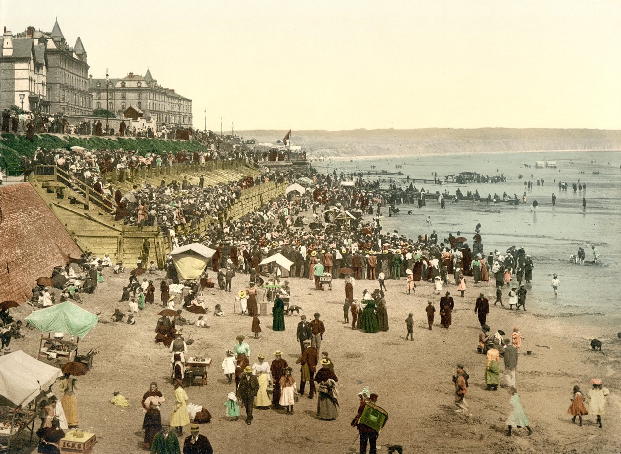 Plaża w Bridlington, Yorkshire, pub. ok. 1890 - 1900 (chromolitografia) autorstwa English Photographer