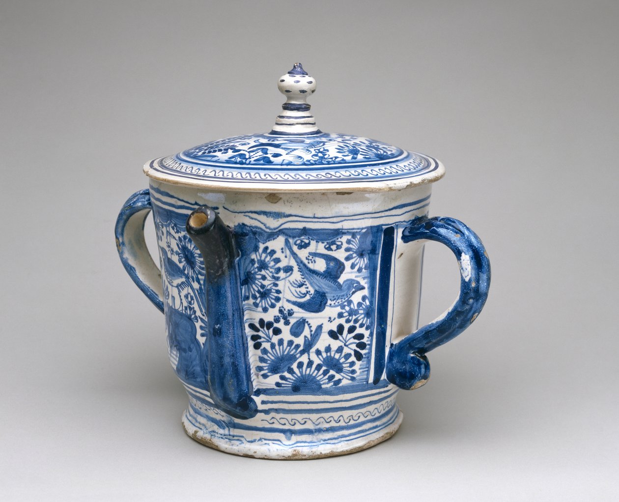 Posset Pot and Cover, ok. 1632 (ceramika glazurowana cyną) autorstwa English School