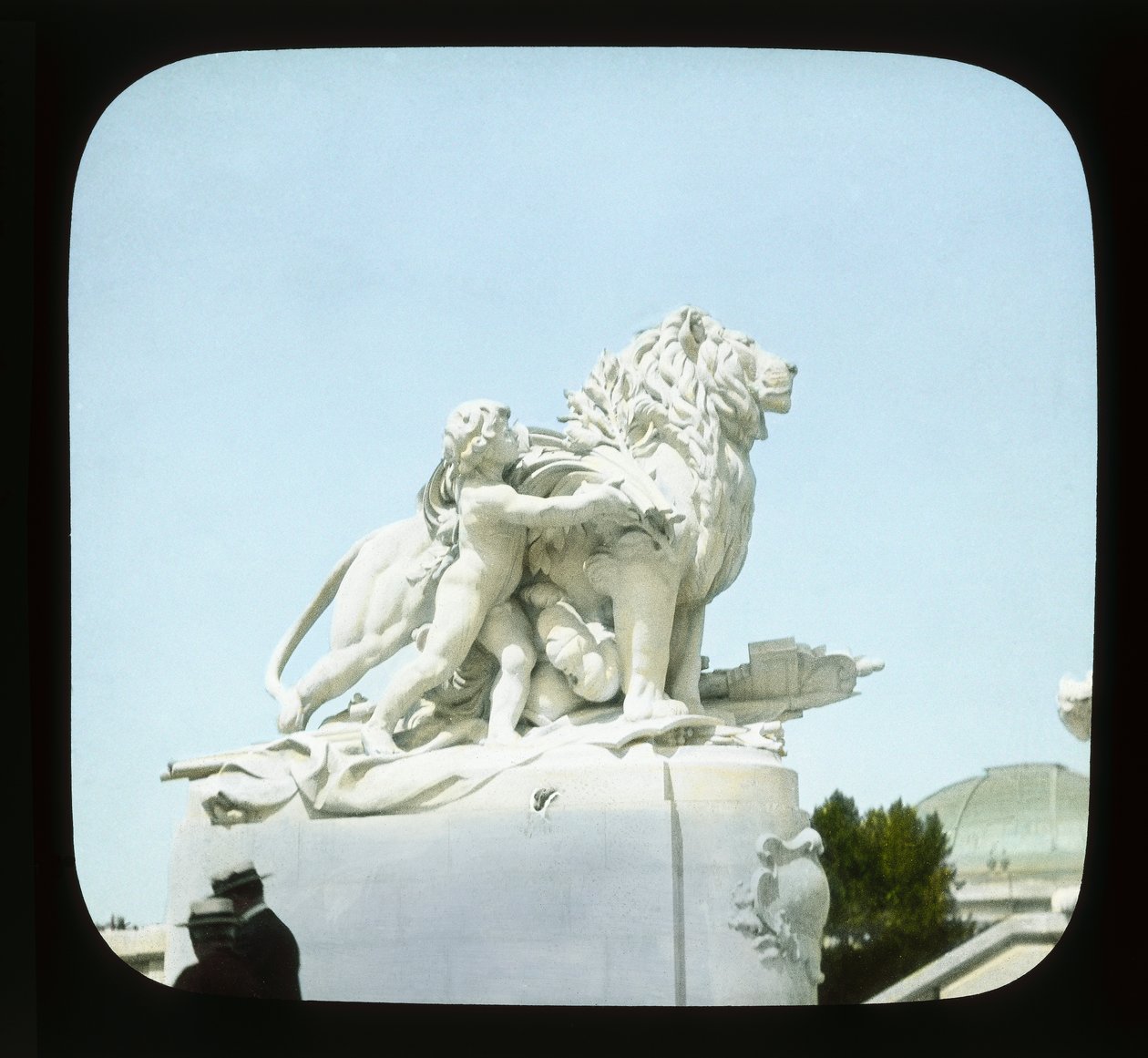 Ekspozycja paryska: Pont Alexandre III, 1900 (zjeżdżalnia z latarnią) autorstwa French Photographer