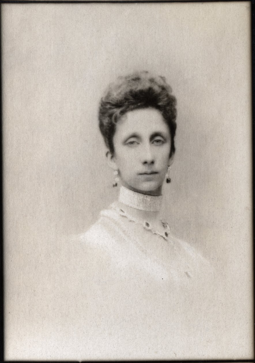 Portret księżnej Marii Luizy de Bourbon Parma (1870-1899), małżonki bułgarskiej księżnej. autorstwa French Photographer