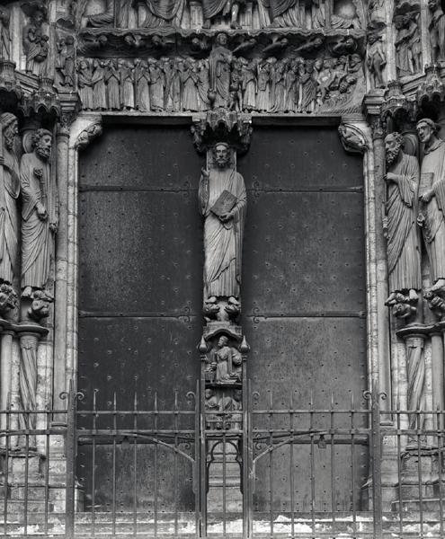 Figura Beau Christ na trumeau portalu południowego, ok.1145-50 autorstwa French School