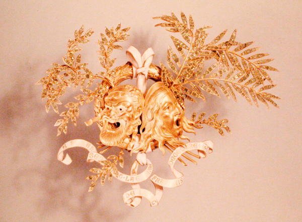 Broszka należąca do Sarah Bernhardt (1844-1923) (metal i emalia) autorstwa French School