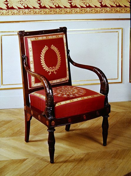 Krzesło w stylu imperialnym (mahoń i haftowana tapicerka) autorstwa French School