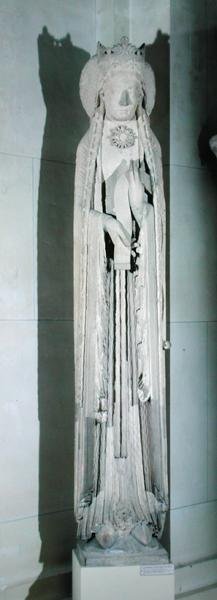Figura królowej z zachodniej fasady kościoła Notre-Dame w Corbeil. autorstwa French School