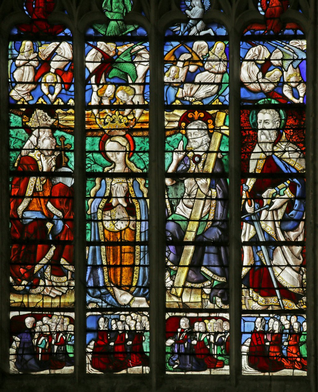Okno przedstawiające Koronację NMP ze św. Pawłem i rodzinami darczyńców, 1460-70 autorstwa French School