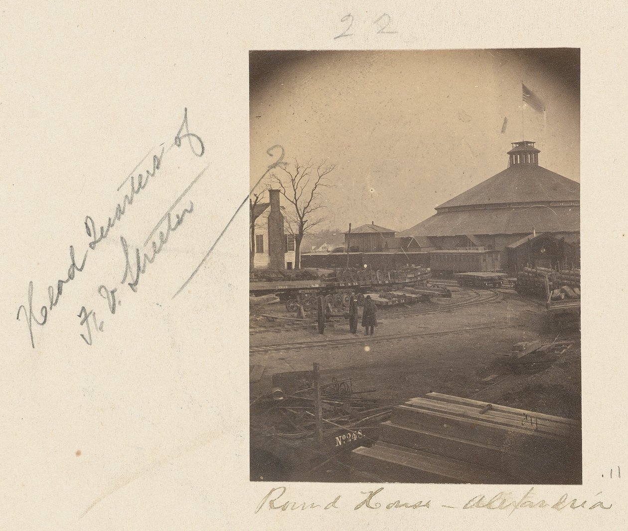 Round House - Alexandria autorstwa A.J. Russell