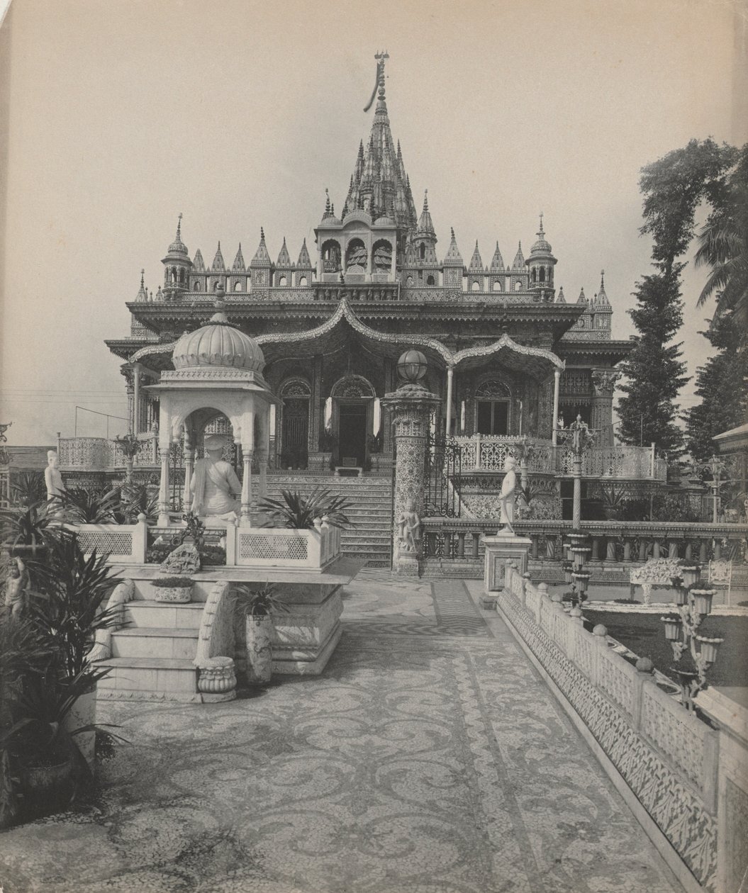 Paresznath, Świątynia Jain, Kalkuta, ok. 1930 r. 1890. autorstwa A. W. A. Plâté Studio
