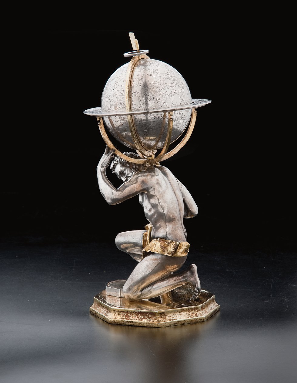Dwa wyjątkowe globusy ziemskie i niebieskie, wspierane przez Herkulesa i Atlasa, Augsburg, 1697-99 autorstwa Abraham Drentwett