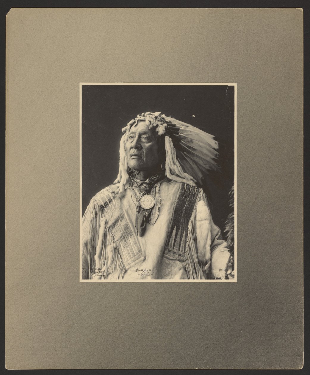 High Bear, Sioux autorstwa Adolph F. Muhr