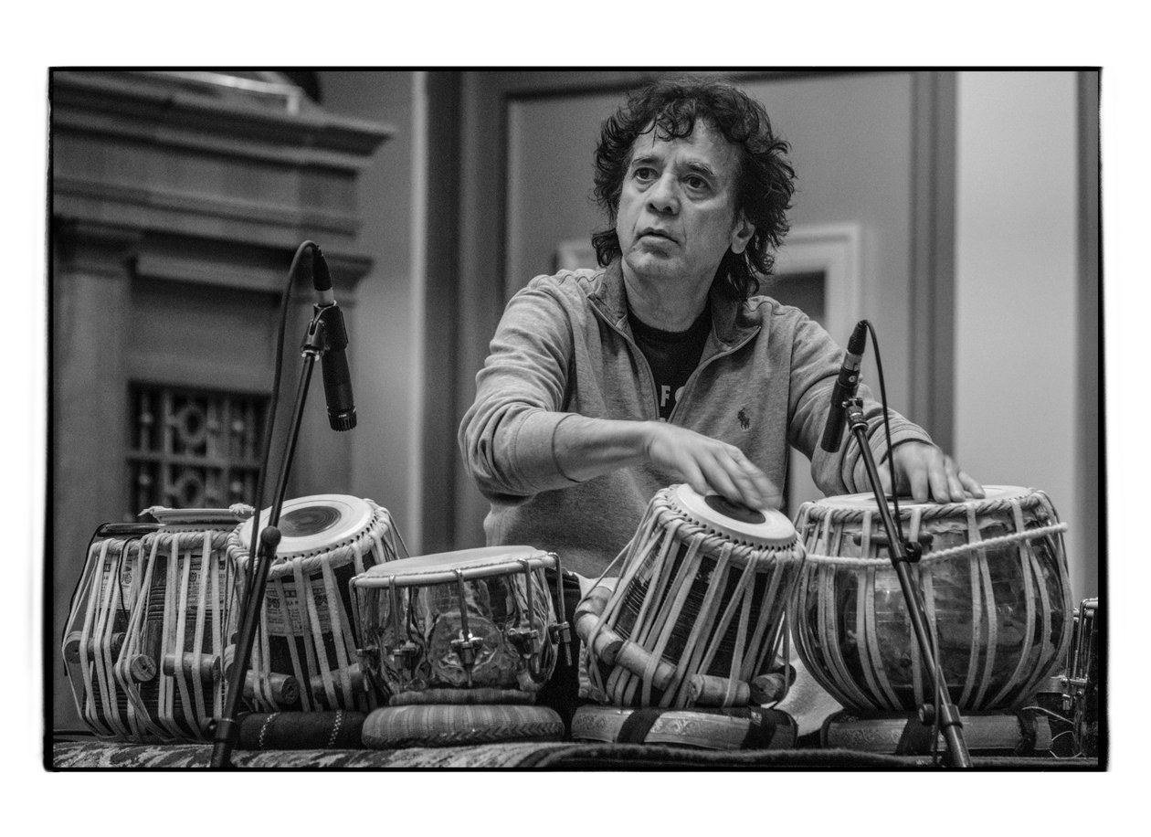 Zakir Hussain w Schermerhorn Symphony Center, Nashville, 2018 (zdjęcie ilustracyjne) autorstwa Alan Messer