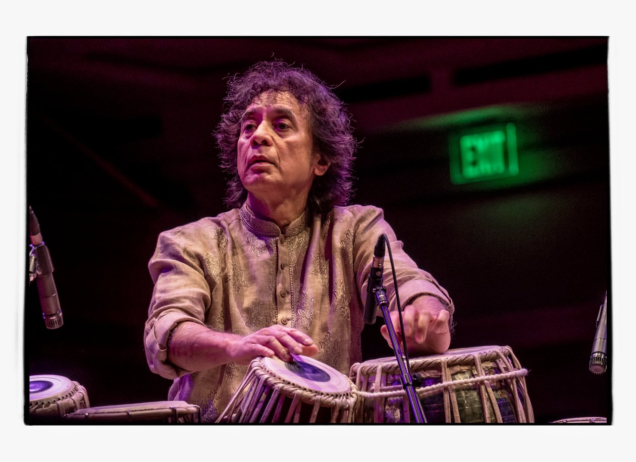 Zakir Hussain w Schermerhorn Symphony Center, Nashville, 2018 (zdjęcie ilustracyjne) autorstwa Alan Messer