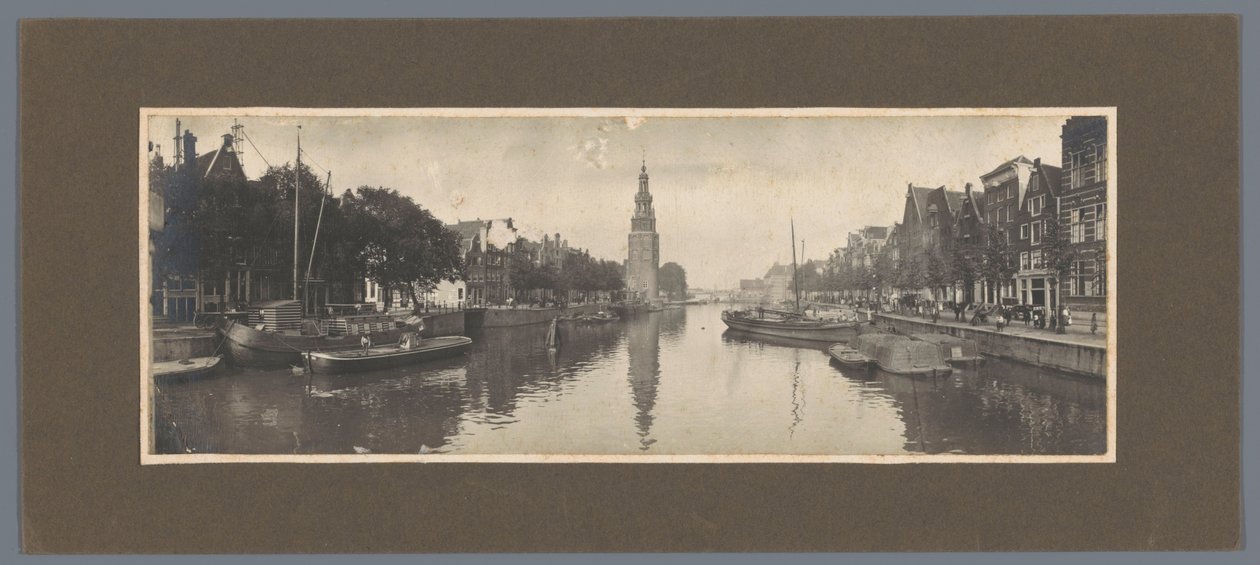 Widok na Oude Schans i Montelbaanstoren w kierunku IJ, Amsterdam autorstwa Alb. Kapteijn (attributed to)