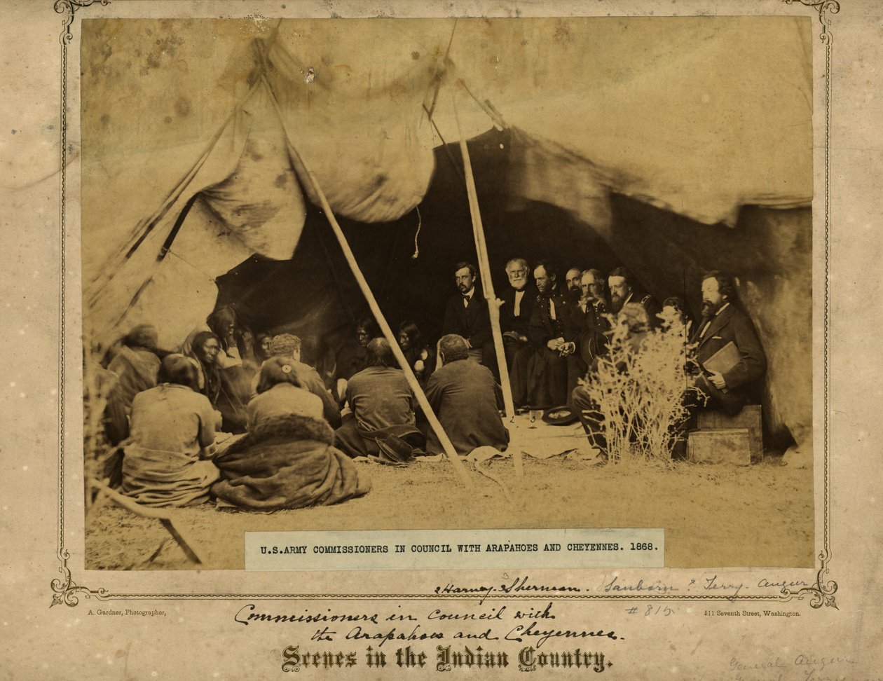 Komisarze armii amerykańskiej w Radzie z Arapahoes i Cheyennes. Fort Laramie, Wyoming. Gen. William S. Harney i William T. Sherman autorstwa Alexander Gardner