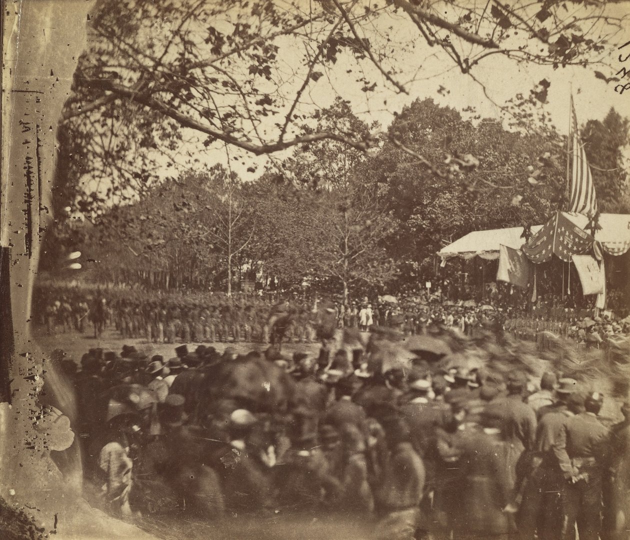 [Grand Army Review, Washington, DC], maj 1865. autorstwa Alexander Gardner