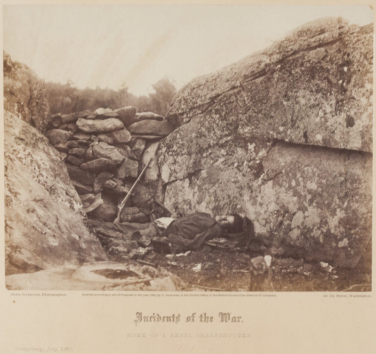 Dom zbuntowanego strzelca wyborowego, Gettysburg, lipiec autorstwa Alexander Gardner