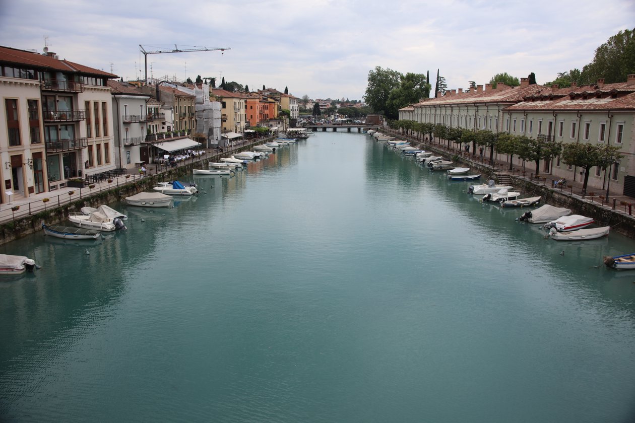 Peschiera del Garda autorstwa Alexandra Joseph