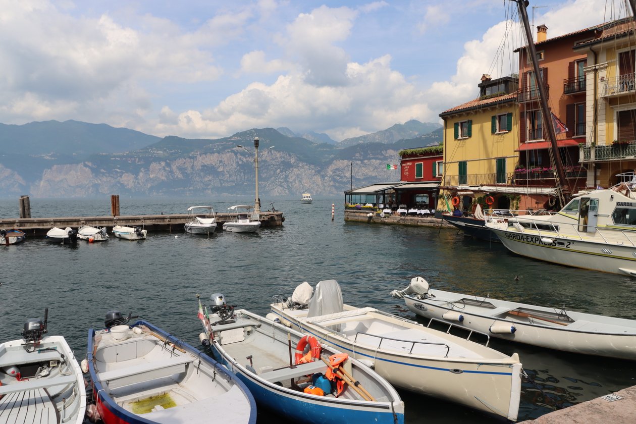 portu w Malcesine autorstwa Alexandra Joseph
