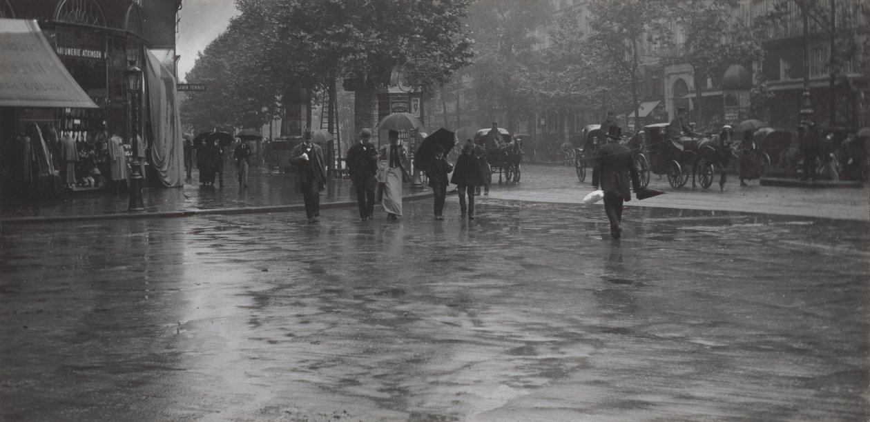 Deszczowy dzień na bulwarze, Paryż autorstwa Alfred Stieglitz