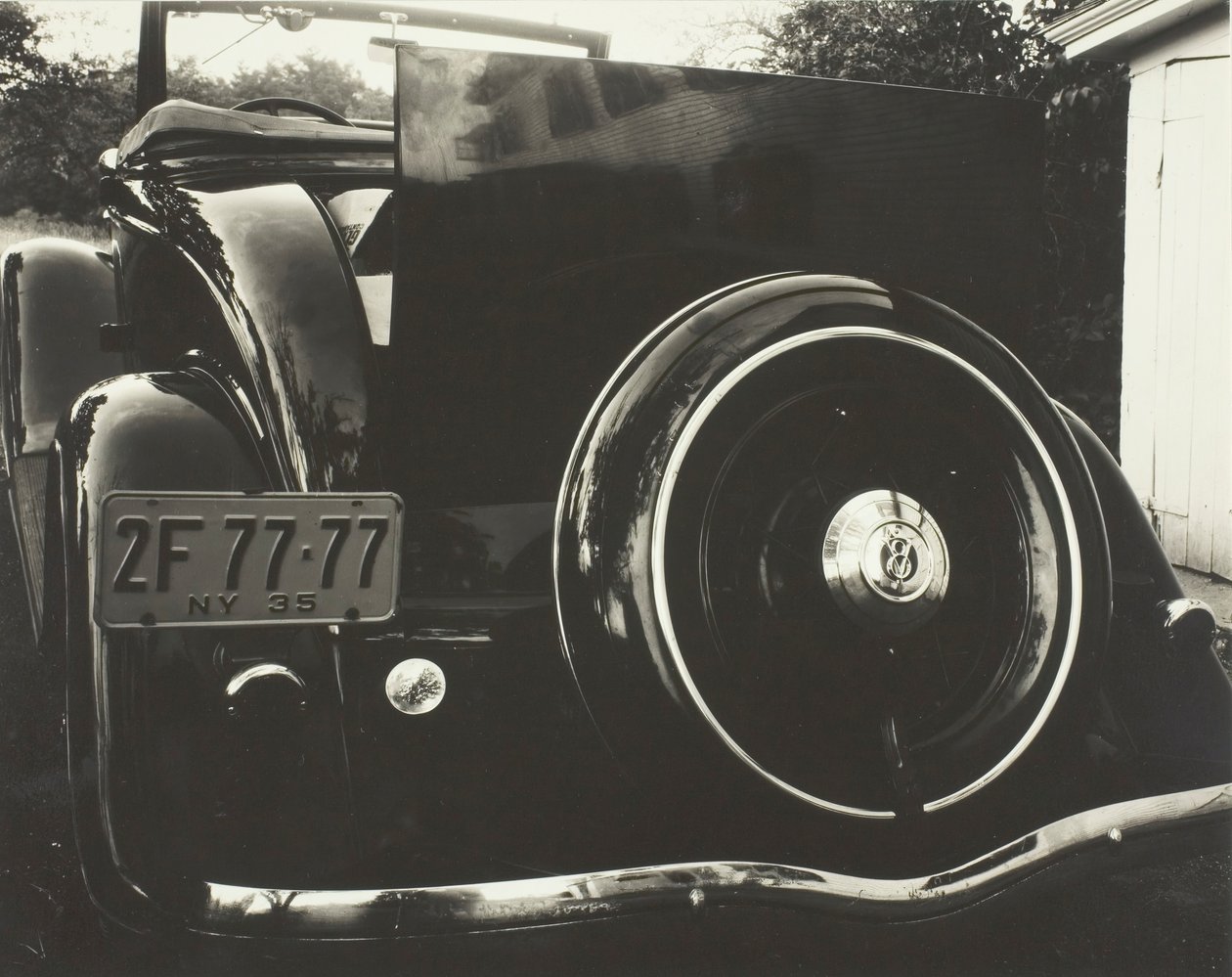 Samochód 2F-77-77, 1935. autorstwa Alfred Stieglitz