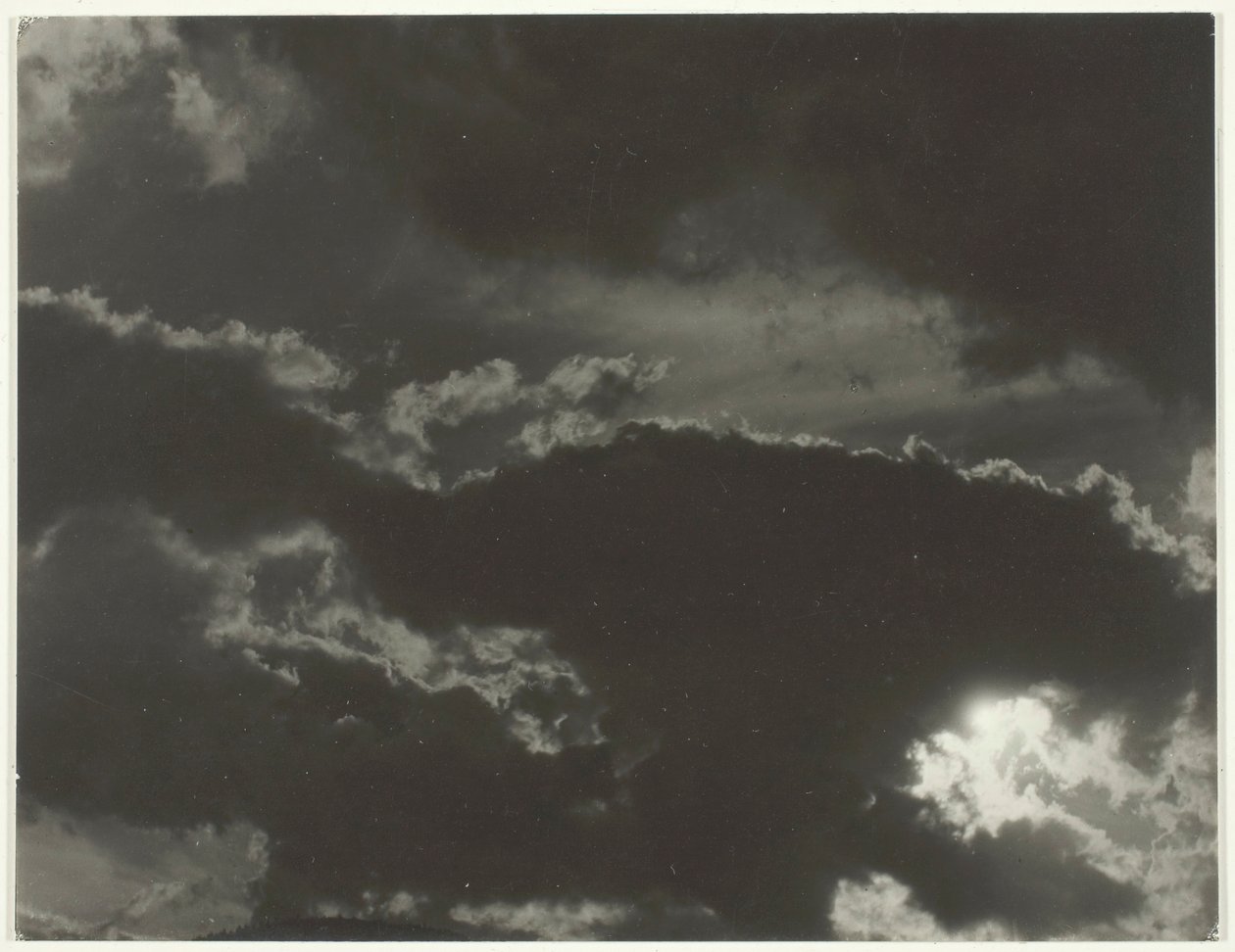 Odpowiednik, 1927. autorstwa Alfred Stieglitz
