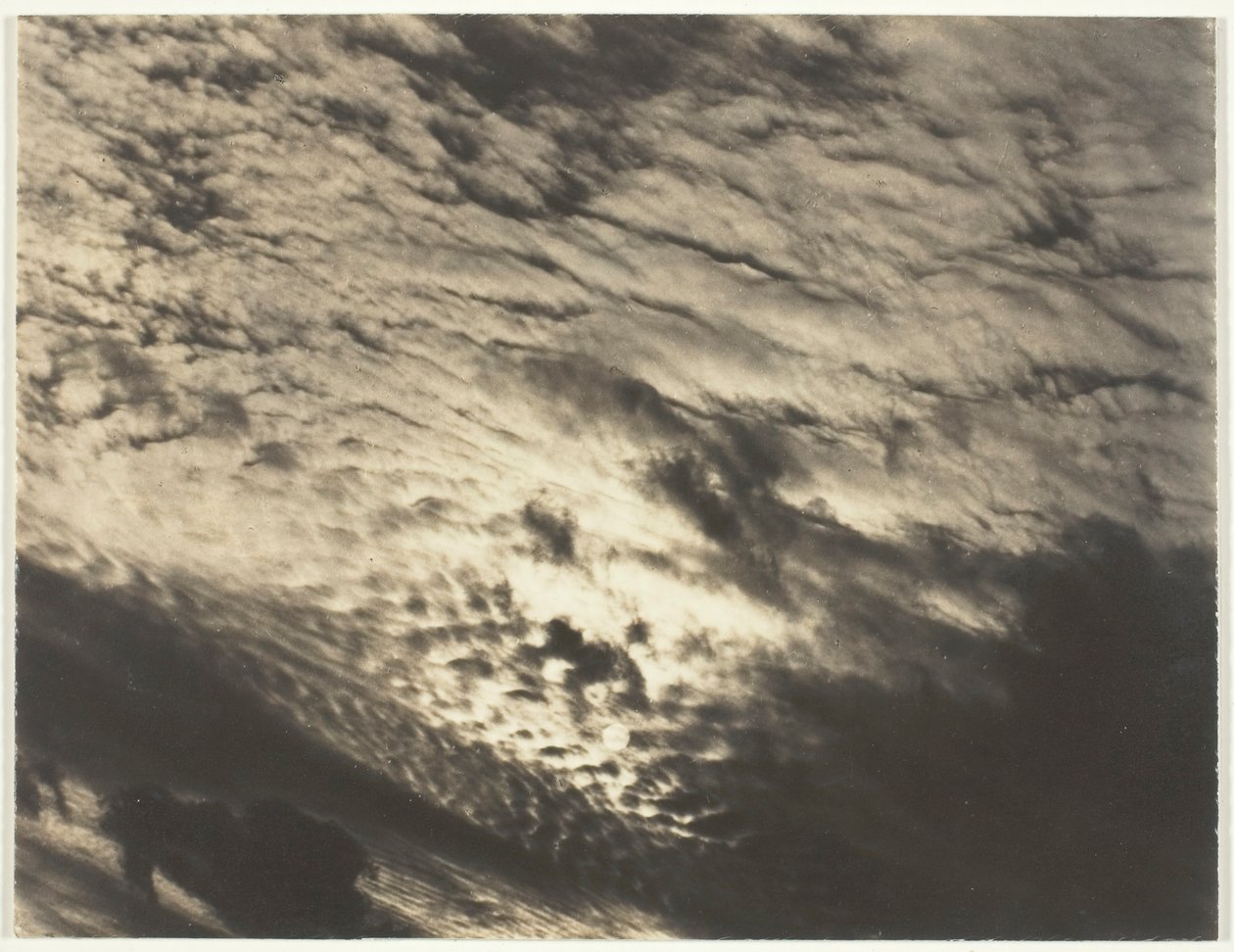 Odpowiednik, z zestawu A Third Set, Print 5, 1929. autorstwa Alfred Stieglitz