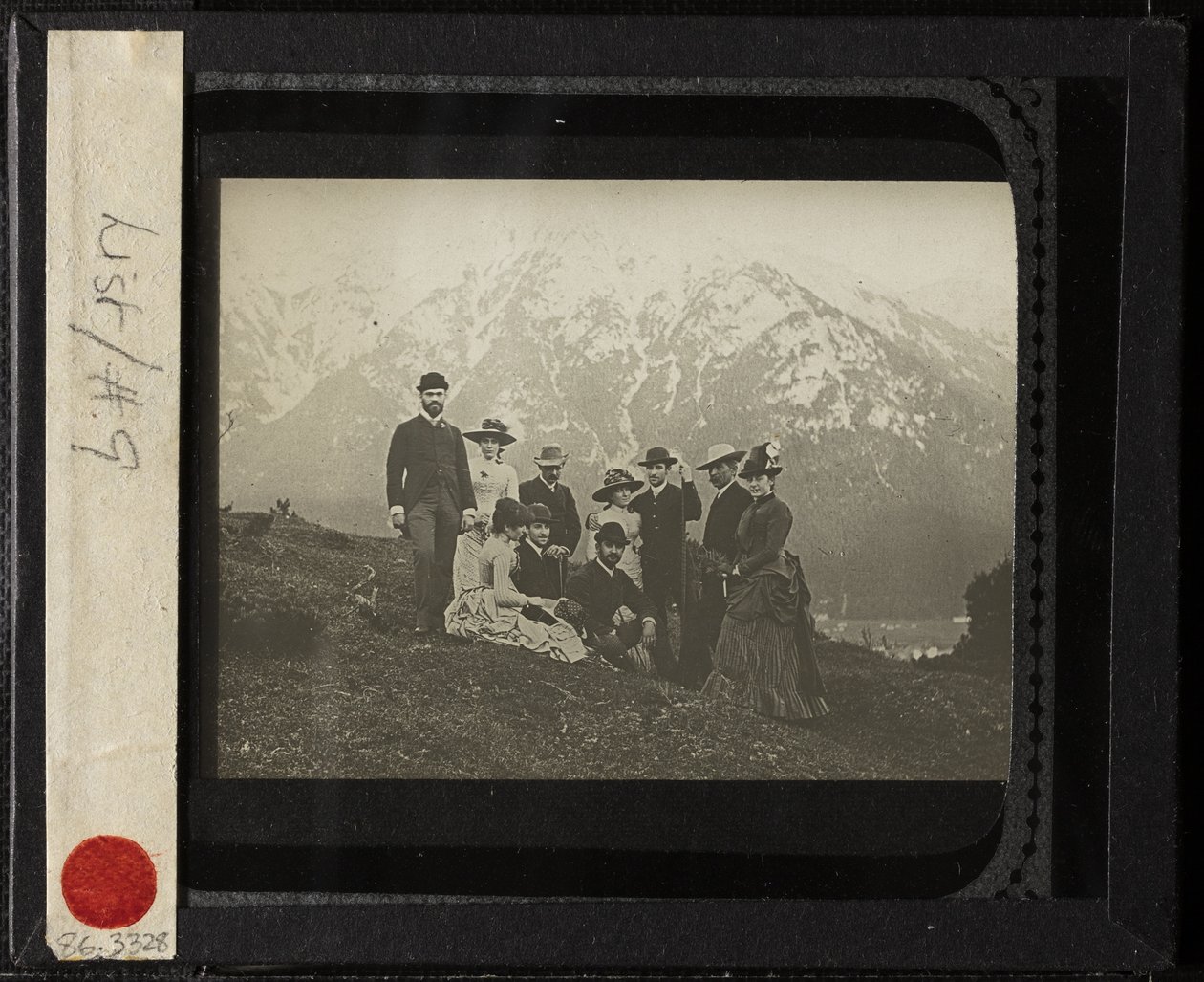 Rodzina i przyjaciele w Mittenwalk autorstwa Alfred Stieglitz