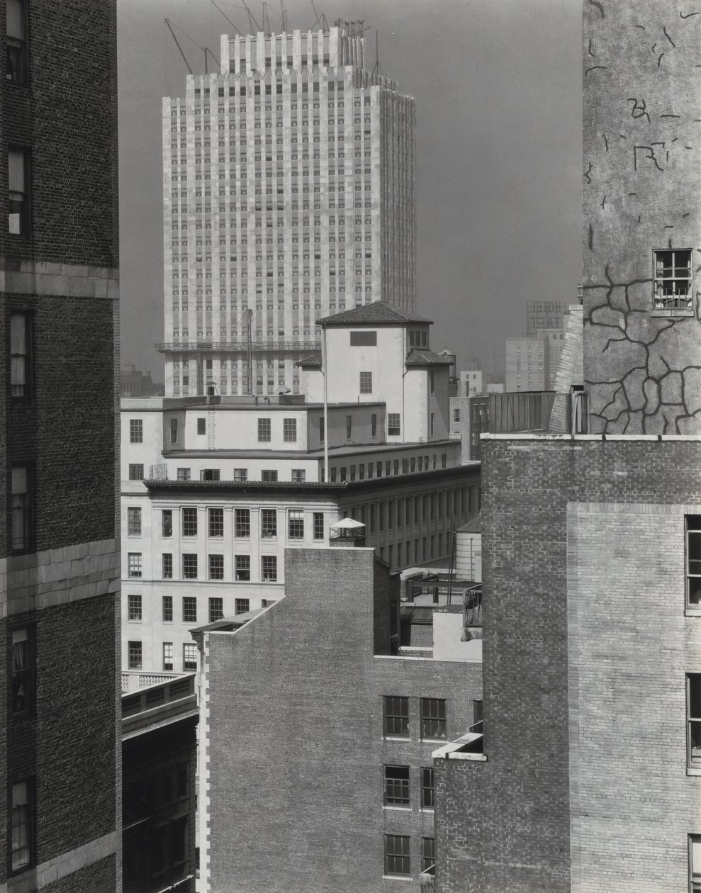 Z mojego okna w „An American Place”, południowy zachód autorstwa Alfred Stieglitz