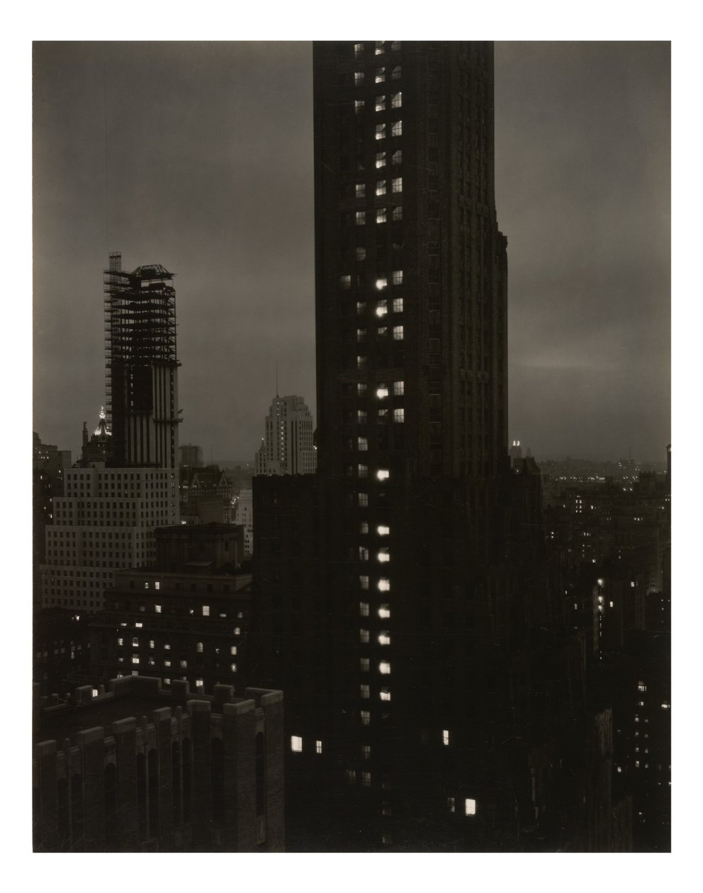 [Z mojego okna w Shelton, na północy] autorstwa Alfred Stieglitz