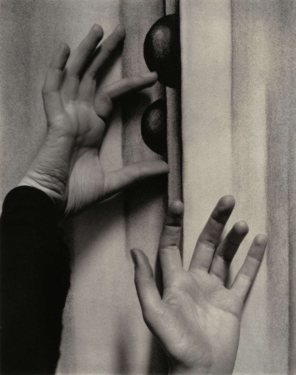 Georgia O’Keeffe — Ręce autorstwa Alfred Stieglitz