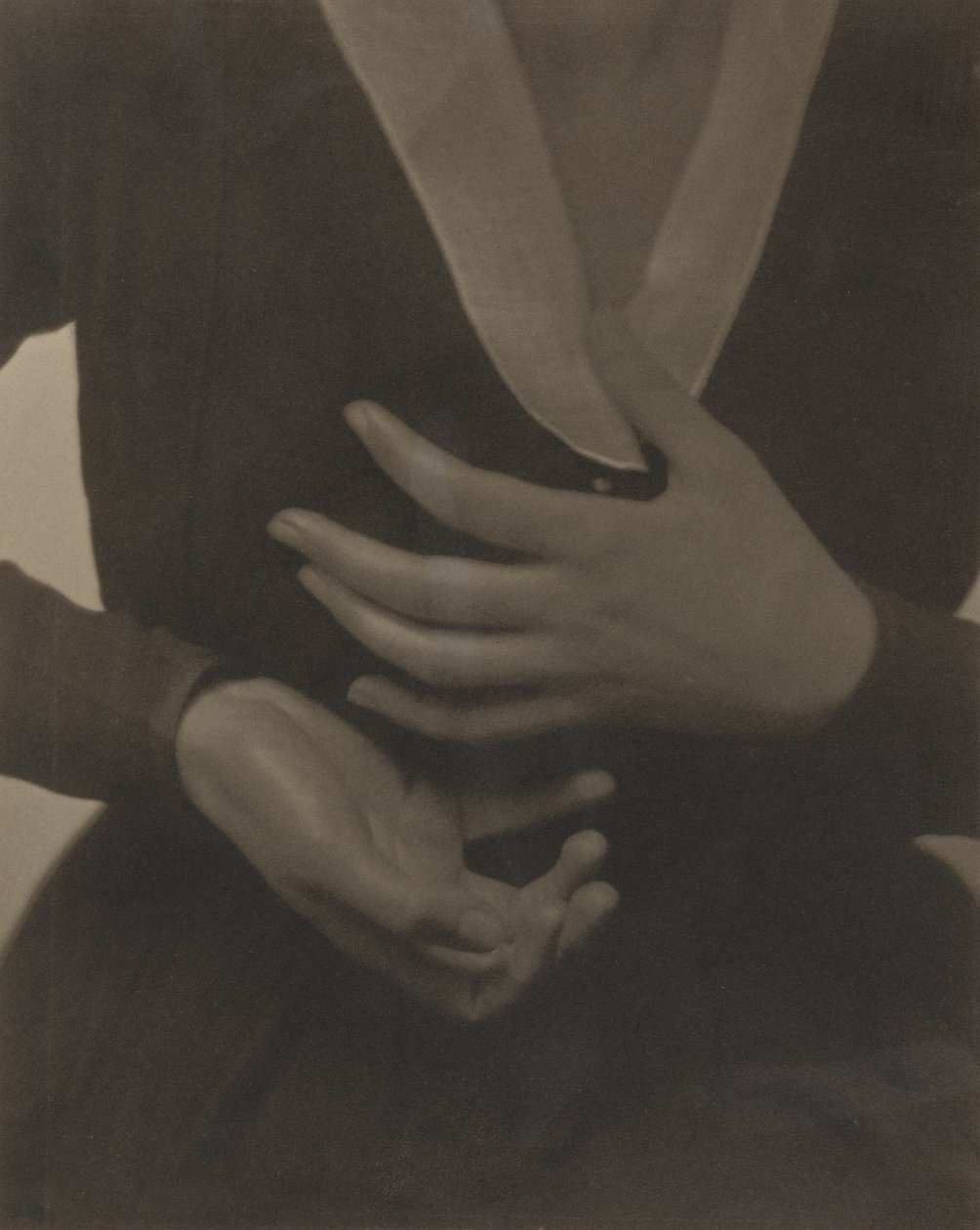 Georgia O’Keeffe — Ręce autorstwa Alfred Stieglitz