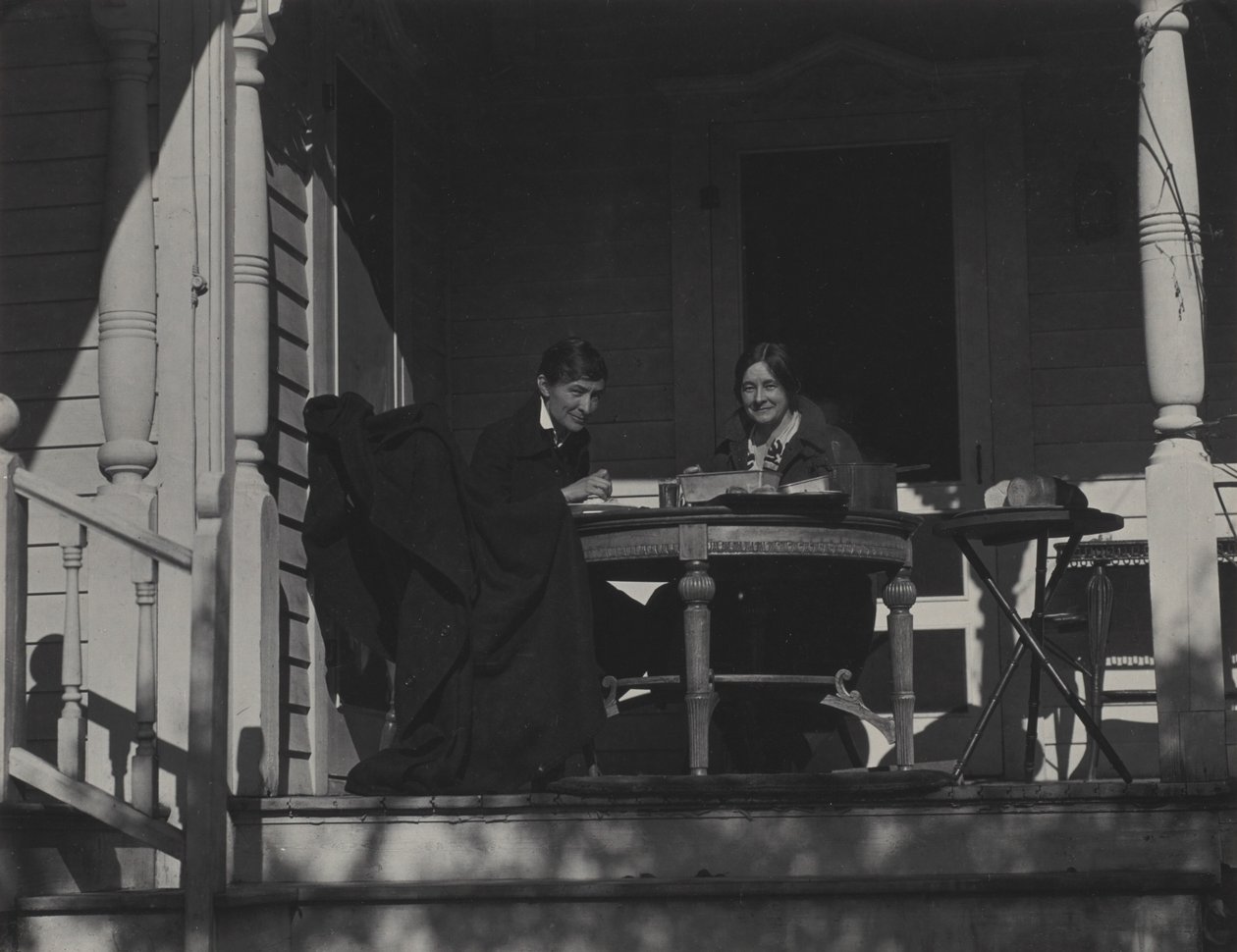 Georgia i Ida O’Keeffe autorstwa Alfred Stieglitz