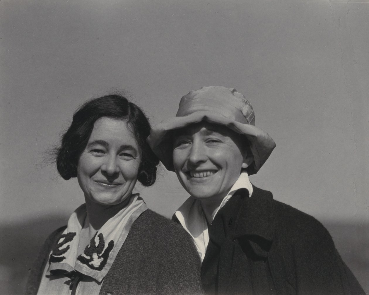 Ida i Georgia O’Keeffe [recto] autorstwa Alfred Stieglitz