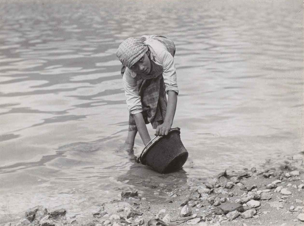 Środek do czyszczenia czajników, Jezioro Como autorstwa Alfred Stieglitz