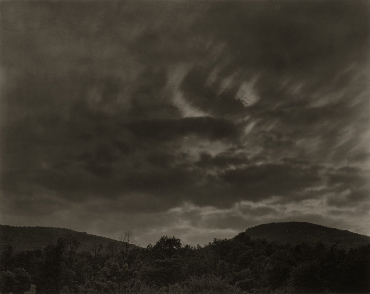 Jezioro George autorstwa Alfred Stieglitz