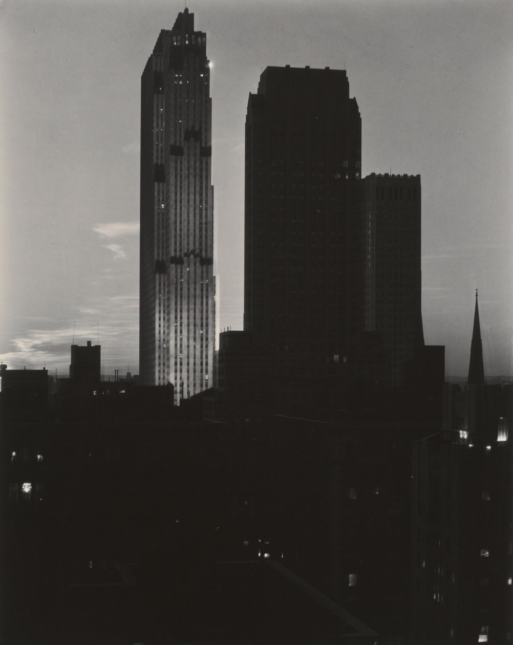 Nowy Jork widziany z Shelton autorstwa Alfred Stieglitz