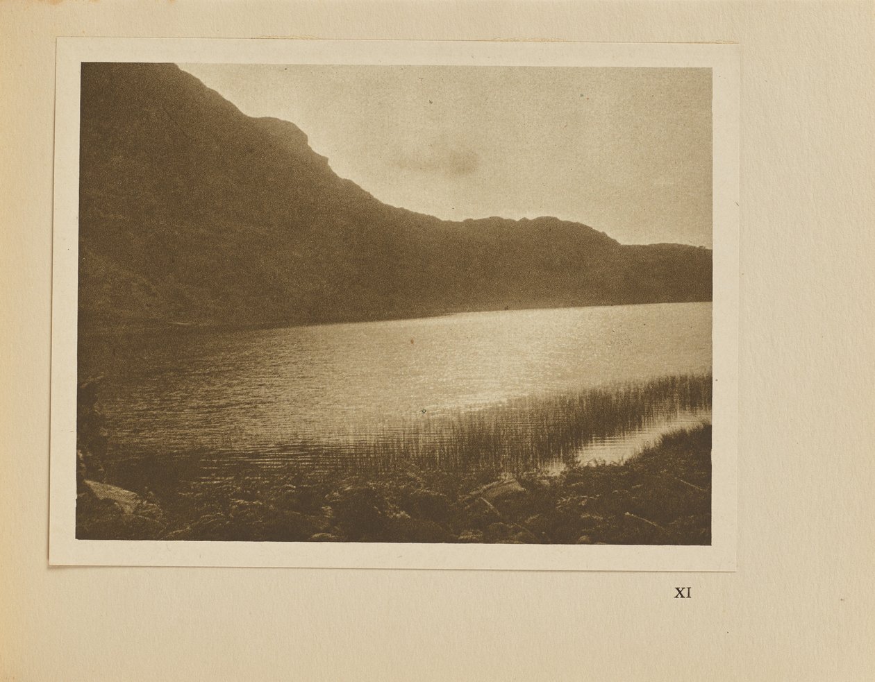 Llyn Cwmbychan autorstwa Alvin Langdon Coburn